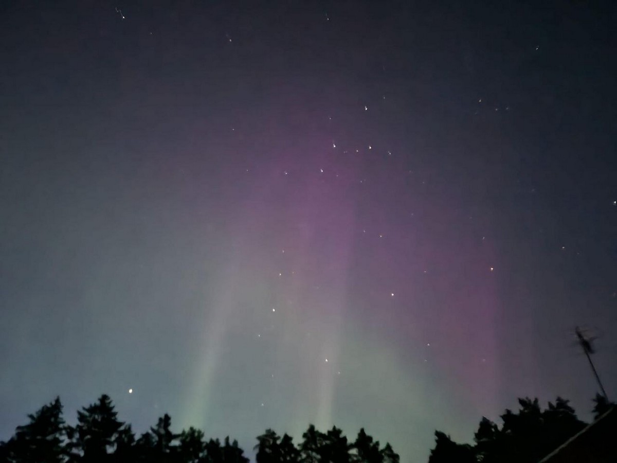 Північне сяйво в небі над Україною: фото