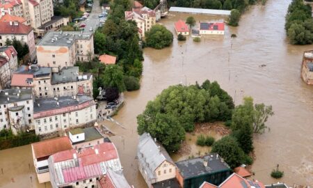 Катастрофічна повінь у Польщі: руйнування, загиблі та евакуація населення – все, що відомо