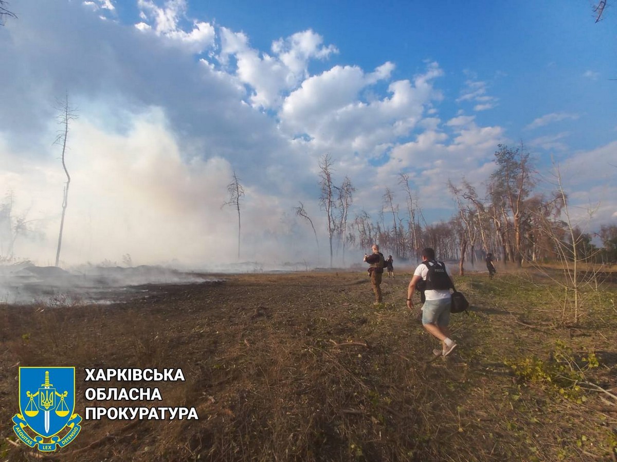 Окупанти скинули три бомби на Харків: серед поранених 4 рятувальників