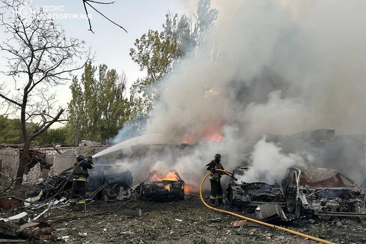 Наймасованійший удар по місту Запоріжжя: ворог поцілив по житловій забудові (фото)