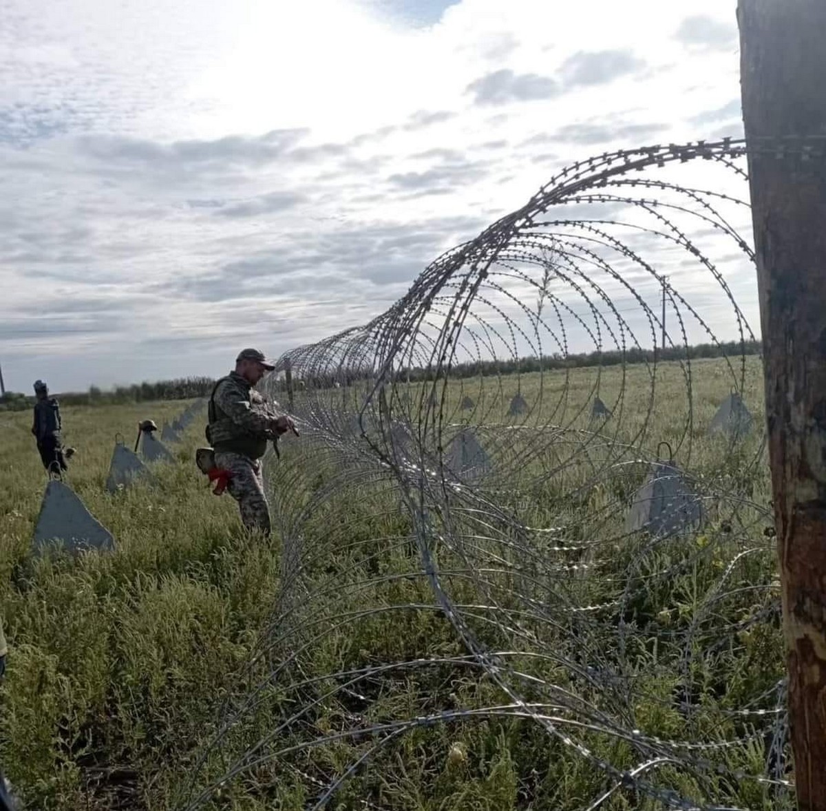 4 жовтня на фронті: ворог намагається просуватися вперед, застосовуючи авіацію