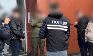 У Львові затримали посадовця ТЦК за підозрою у наданні хабаря колезі