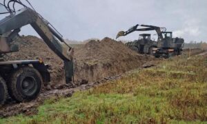 Польща розпочала будівництво укріплень на кордоні з Росією