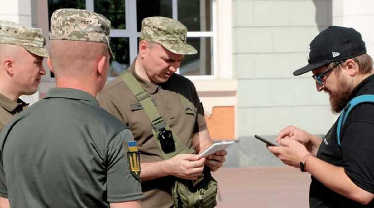 Права військовозобов'язаних - яку інформацію можна не повідомляти ТЦК