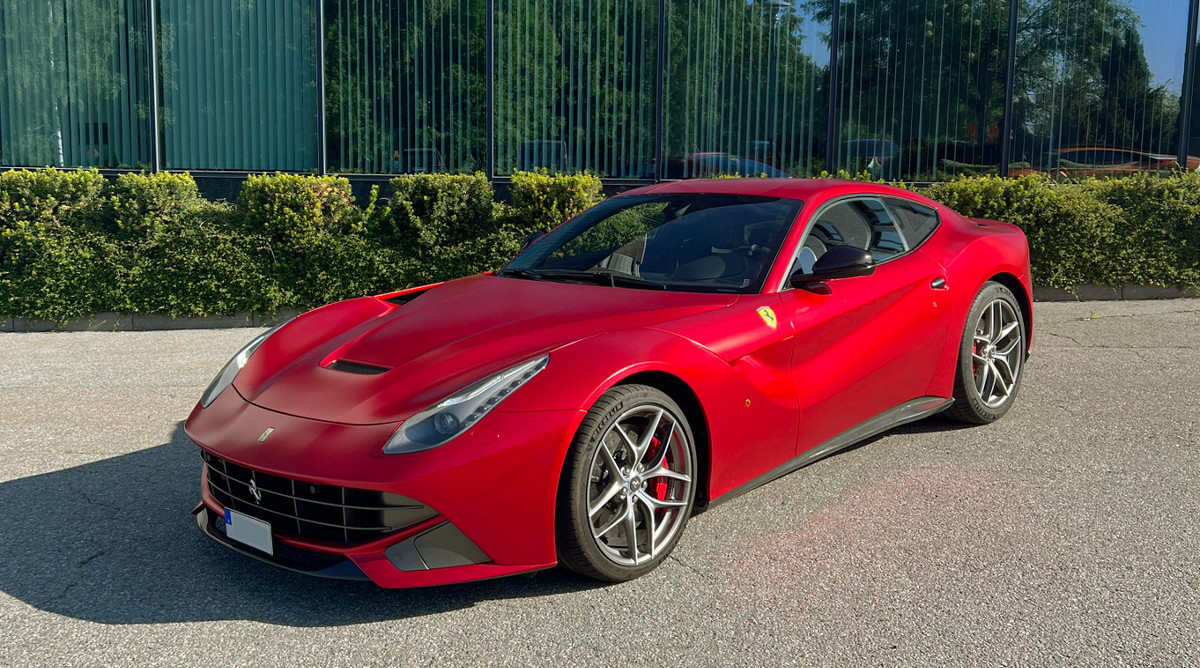 Centravis здійснив постачання труб для автомобілів Ferrari