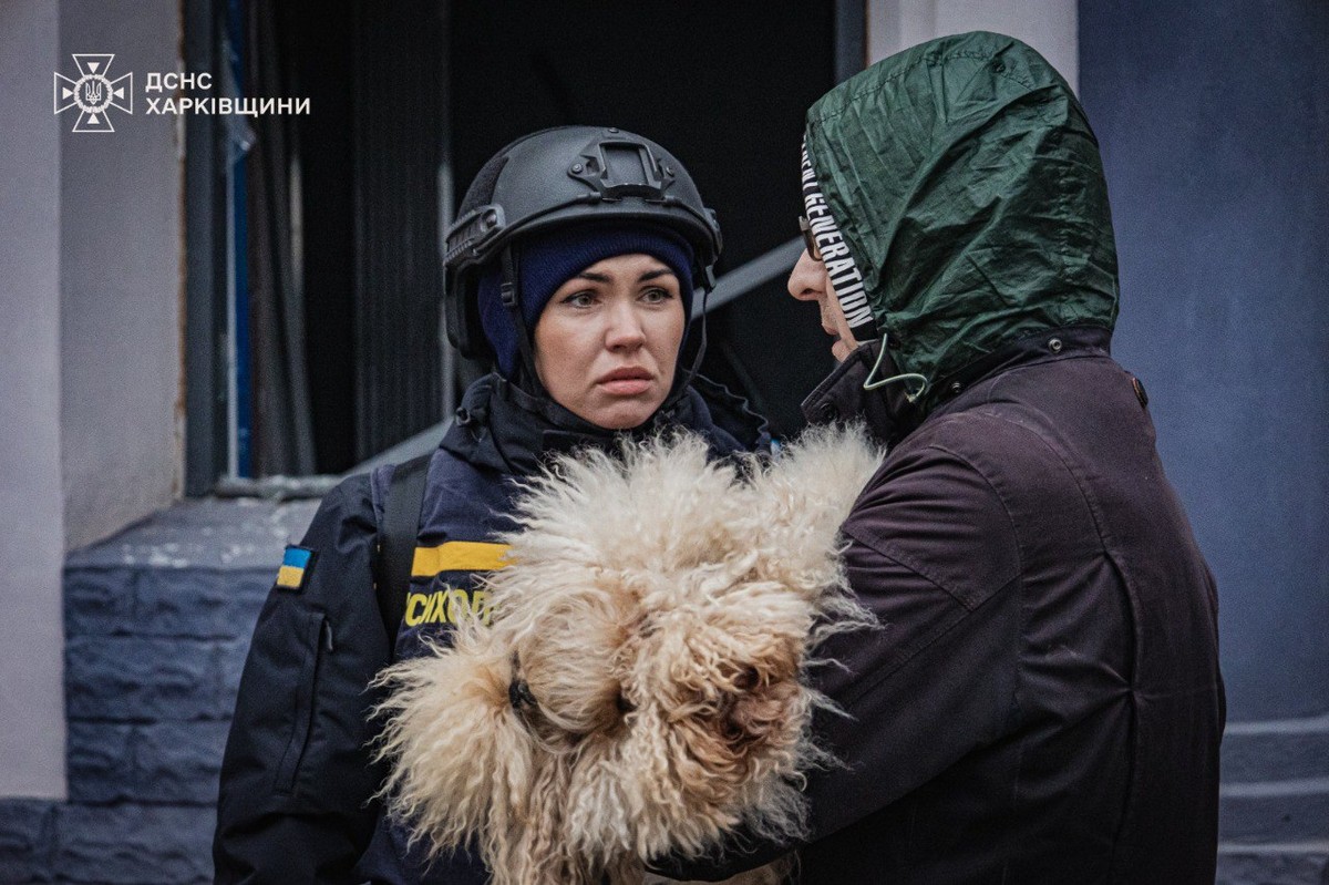 Ворог вдарив ракетою по центру Харкова: фото