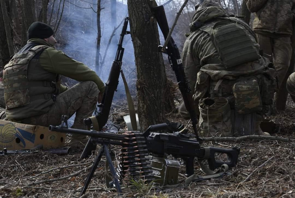 3 грудня на фронті: ворог просунувся на 4 ділянках, третина всіх боїв – на Курахівському напрямку