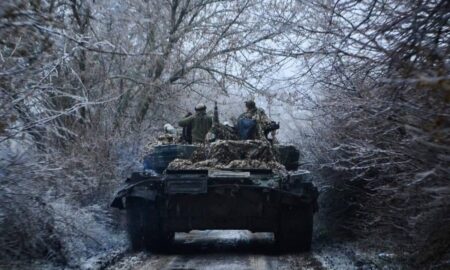 8 грудня на фронті: ворог затих на трьох напрямках, але просунувся на 6 ділянках