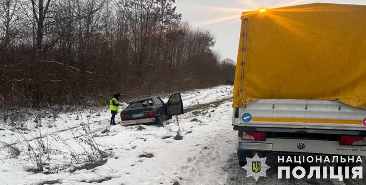 7 загиблих: масштабна автотроща біля Львова за участю маршрутки і автопоїзда (фото)