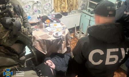 Хотіли підірвати родину волонтерів у будинку: на Черкащині затримали зловмисників (фото)