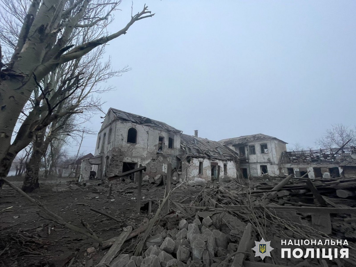 Окупанти нищать Донеччину: вбили ще одну людину і поранили сімох – фото масштабних руйнувань