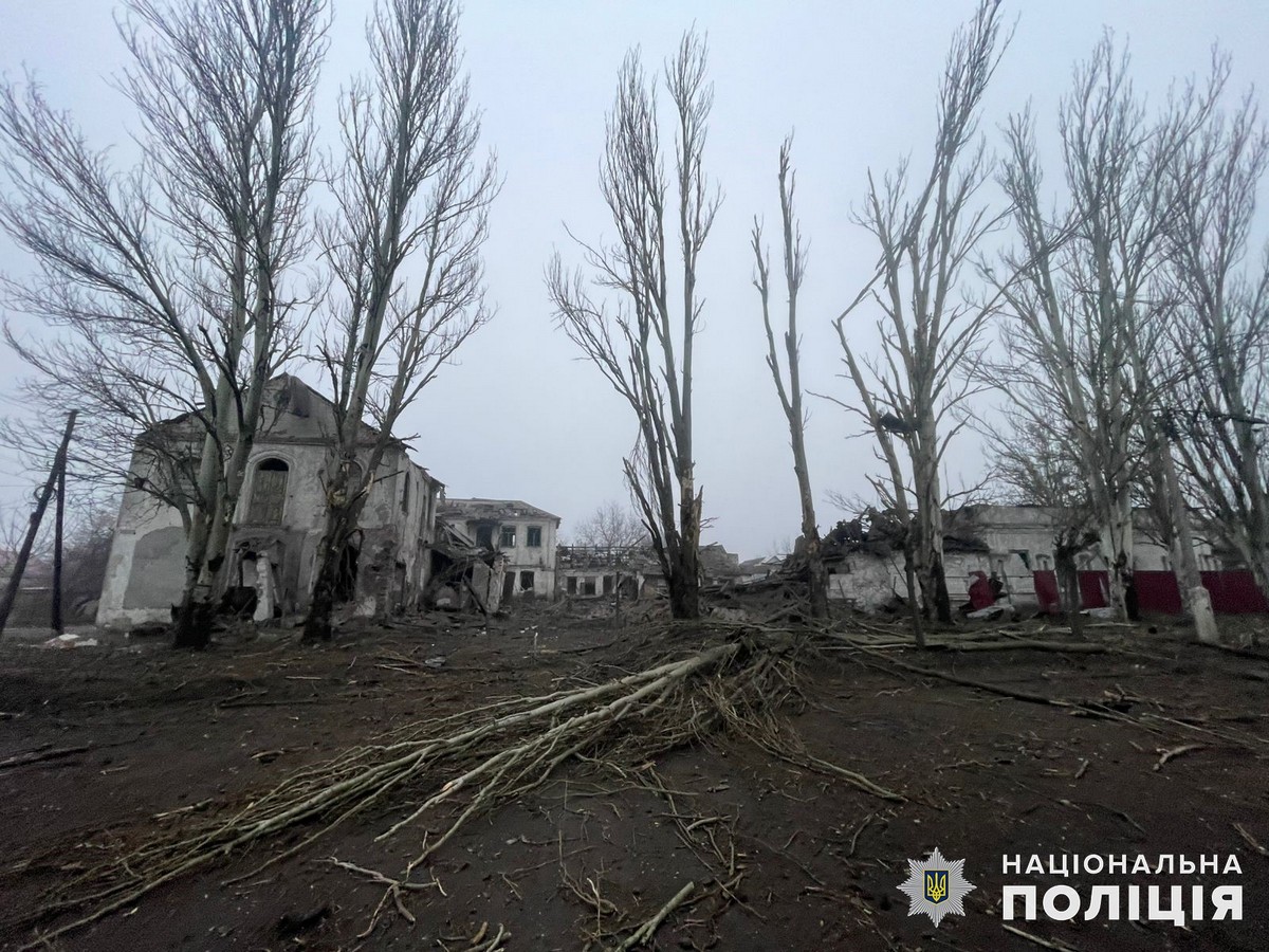 Окупанти нищать Донеччину: вбили ще одну людину і поранили сімох – фото масштабних руйнувань