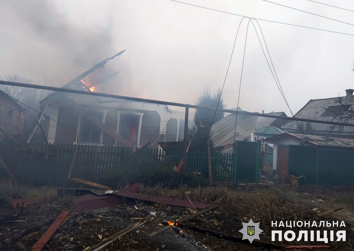 Окупанти нищать Донеччину: вбили ще одну людину і поранили сімох – фото масштабних руйнувань