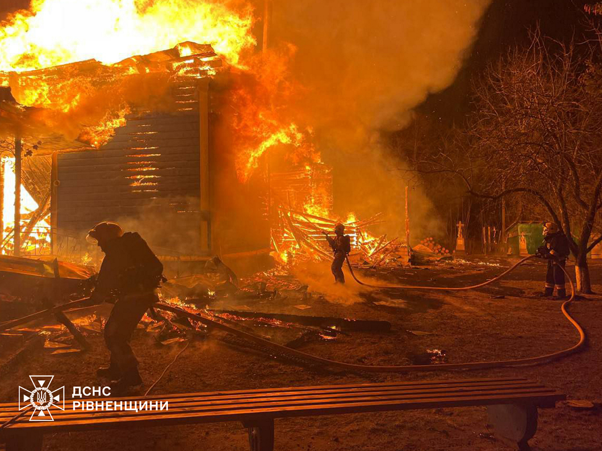 На Рівненщині згоріла церква XIX століття (фото, відео)