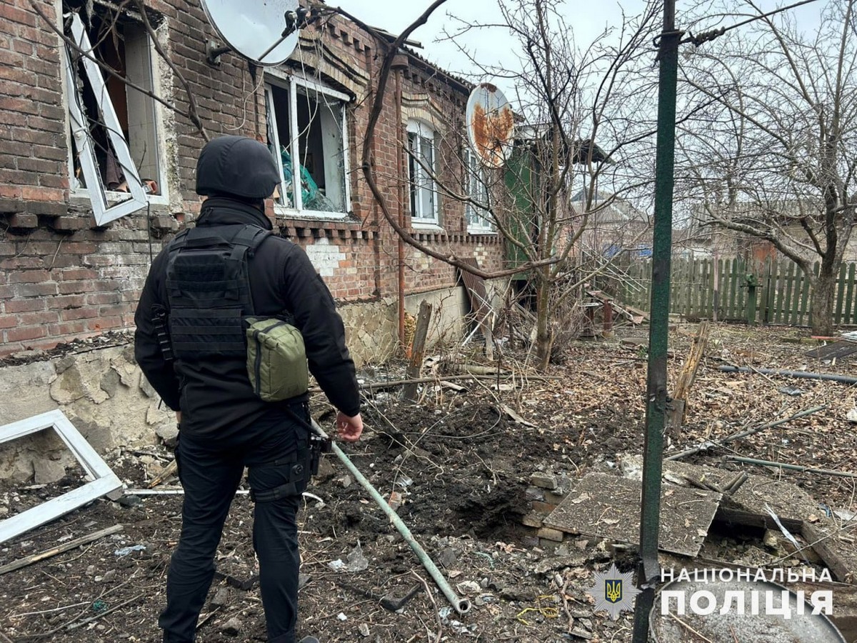 Просто знищують усе живе, а люди ще чіпляються за надію: 18 поранених – серед них діти, і один загиблий на Донеччині за добу