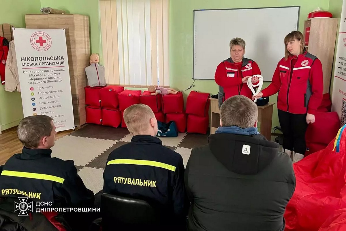 На Нікопольщині рятувальники і волонтери провели тренінг з надання домедичної допомоги