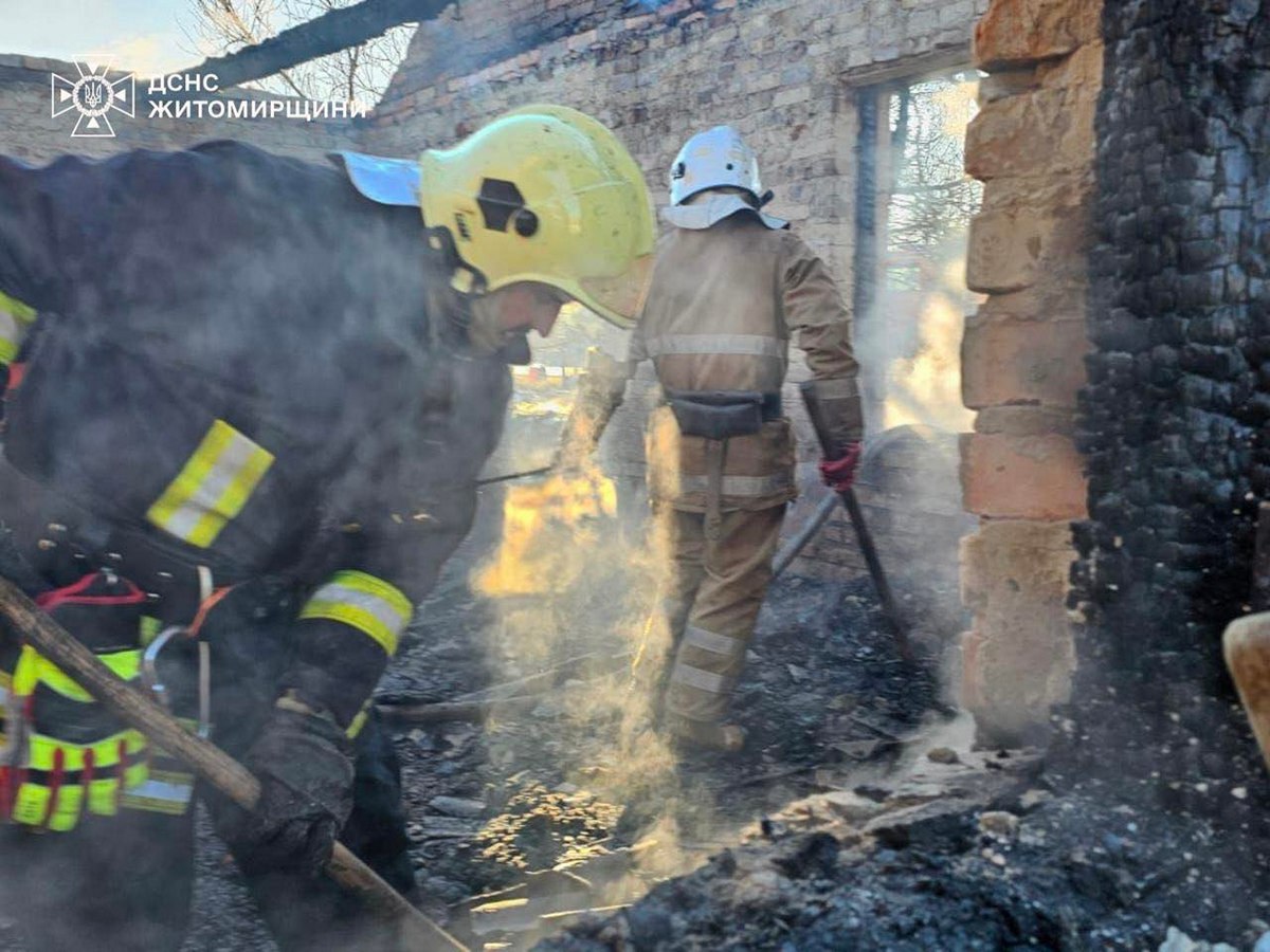 Загинули 2 дітей і 2 дорослих – жахлива пожежа на Житомирщині 